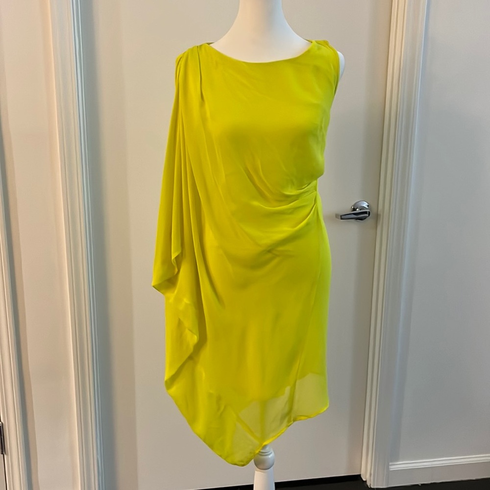Bebe Yellow One Shoulder-Wing Chiffon Dress